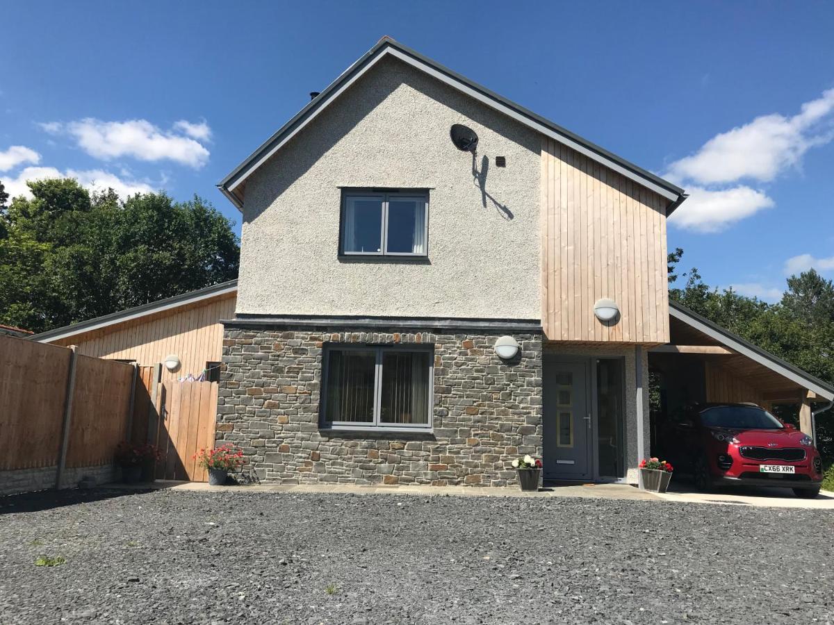 ماتشينليث Moelfre B&B المظهر الخارجي الصورة